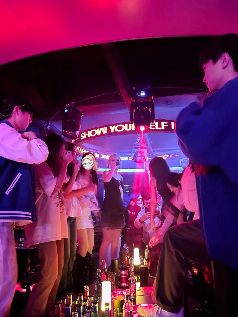 保山商务ktv划算吗详解优惠攻略-龙陵县ktv预订